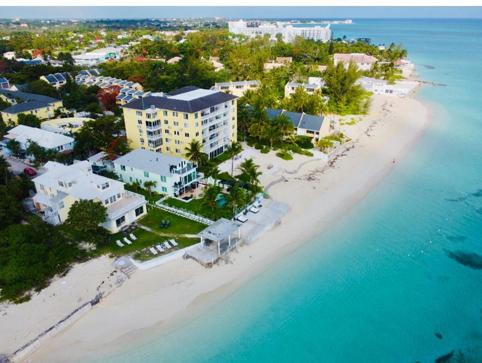Studio, 100 Feet From The Beach Nassau Exteriér fotografie